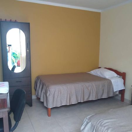Hospedaje Golden Inn Camana Εξωτερικό φωτογραφία